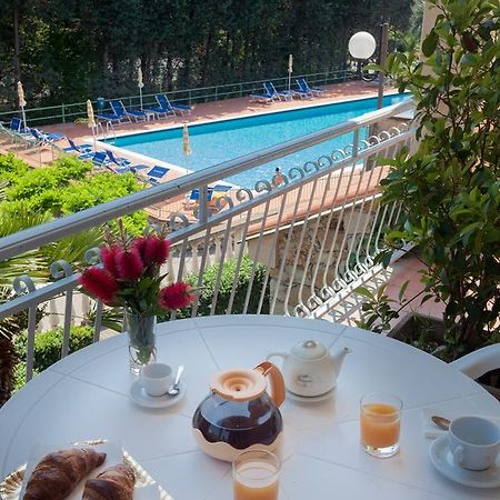 Residence Pian Dei Boschi Pietra Ligure Esterno foto