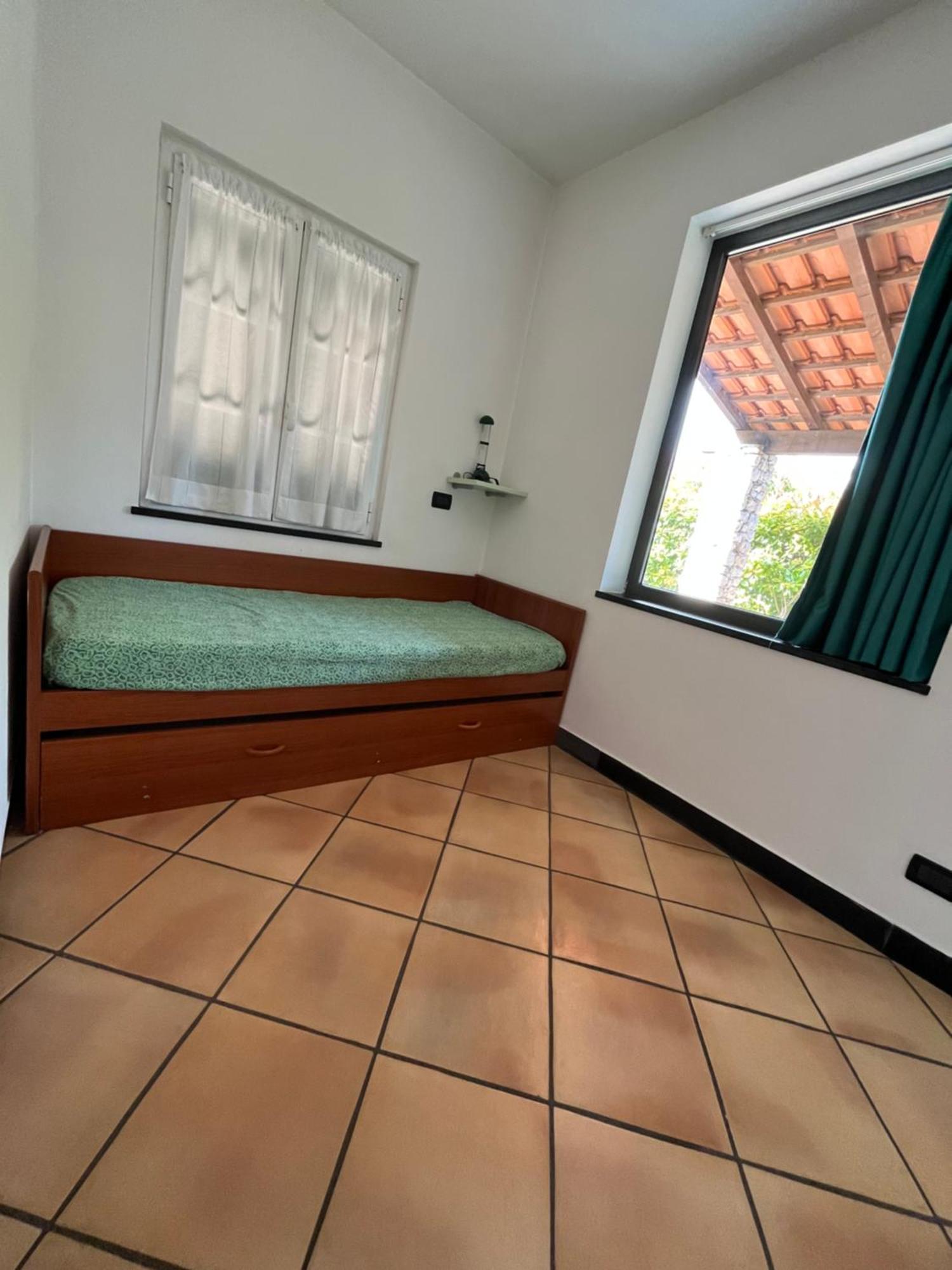 Residence Pian Dei Boschi Pietra Ligure Esterno foto