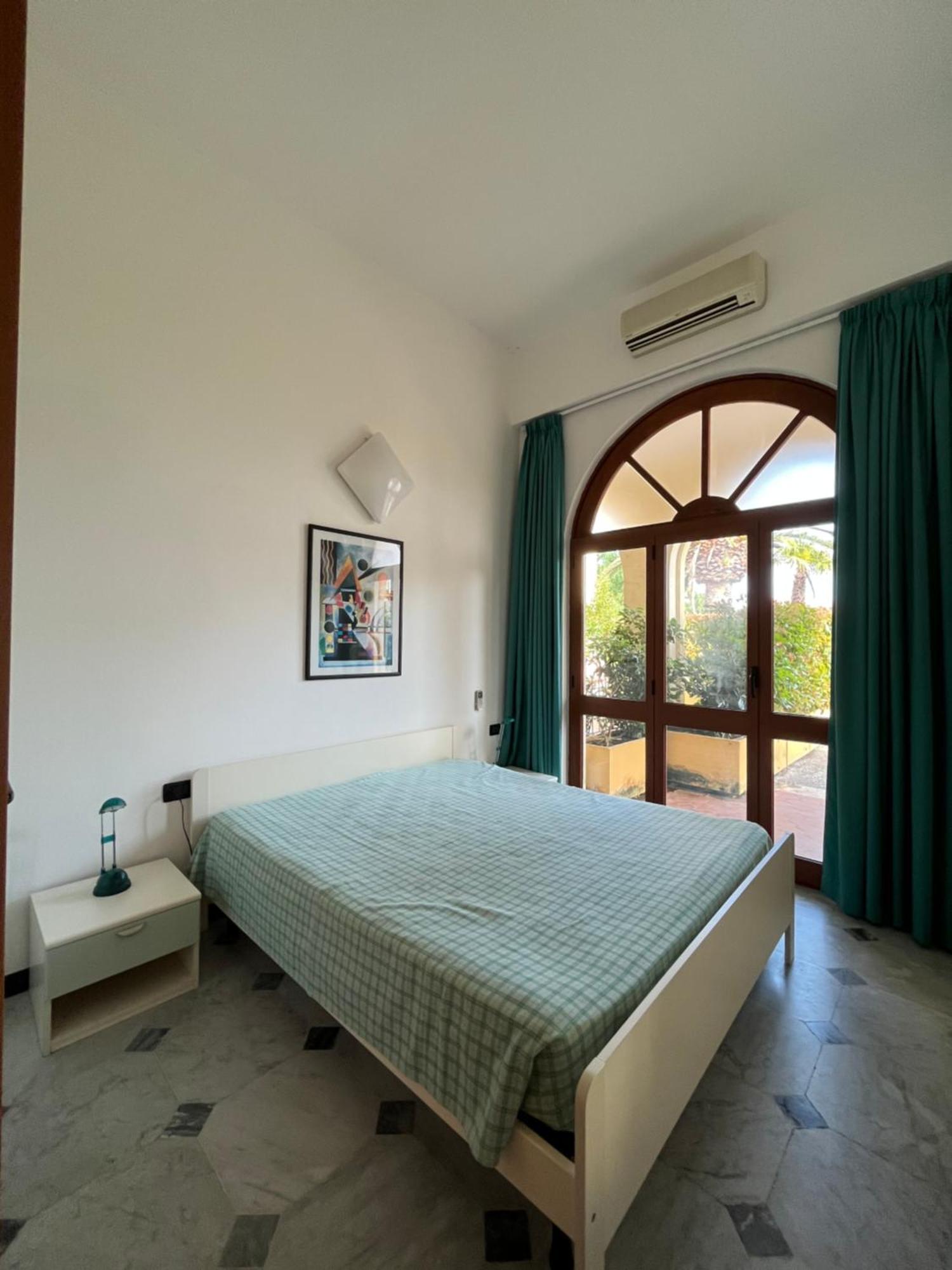 Residence Pian Dei Boschi Pietra Ligure Esterno foto