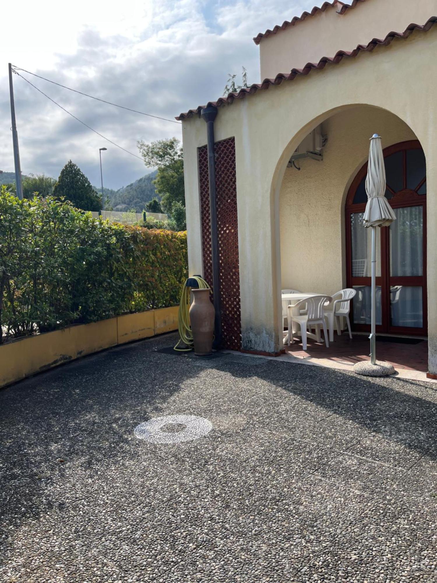 Residence Pian Dei Boschi Pietra Ligure Esterno foto