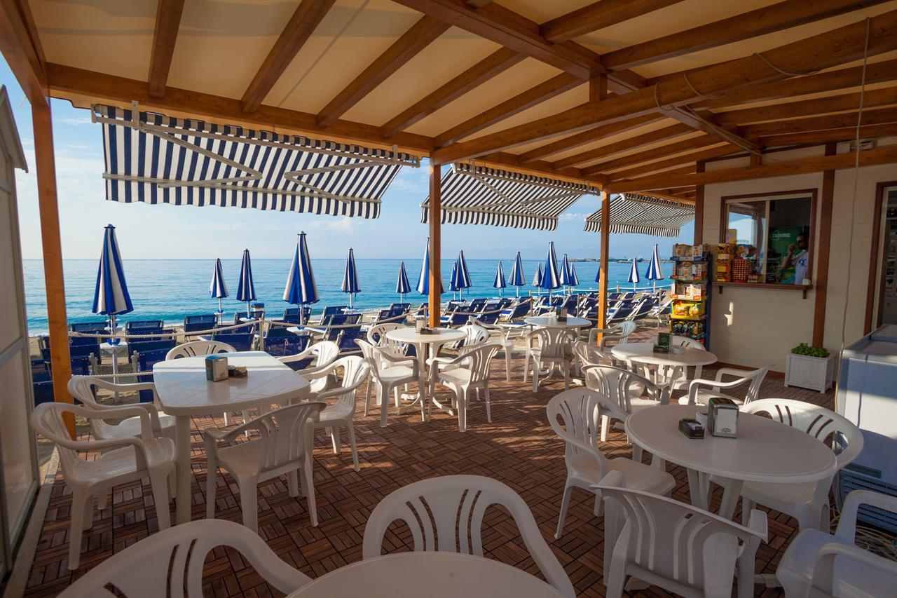 Residence Pian Dei Boschi Pietra Ligure Esterno foto